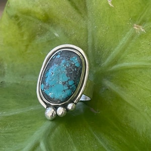 Anello sterling turchese con fascia stampata / anello in stile sud-ovest / gioielli boho / anello in stile Sundance / anello misura 7,25