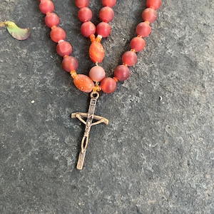 Carnelian and Red Agate Anglican Rosary  Anglican Prayer Beads  Protestant Prayer Beads Christian Meditation  Episcopal Rosary