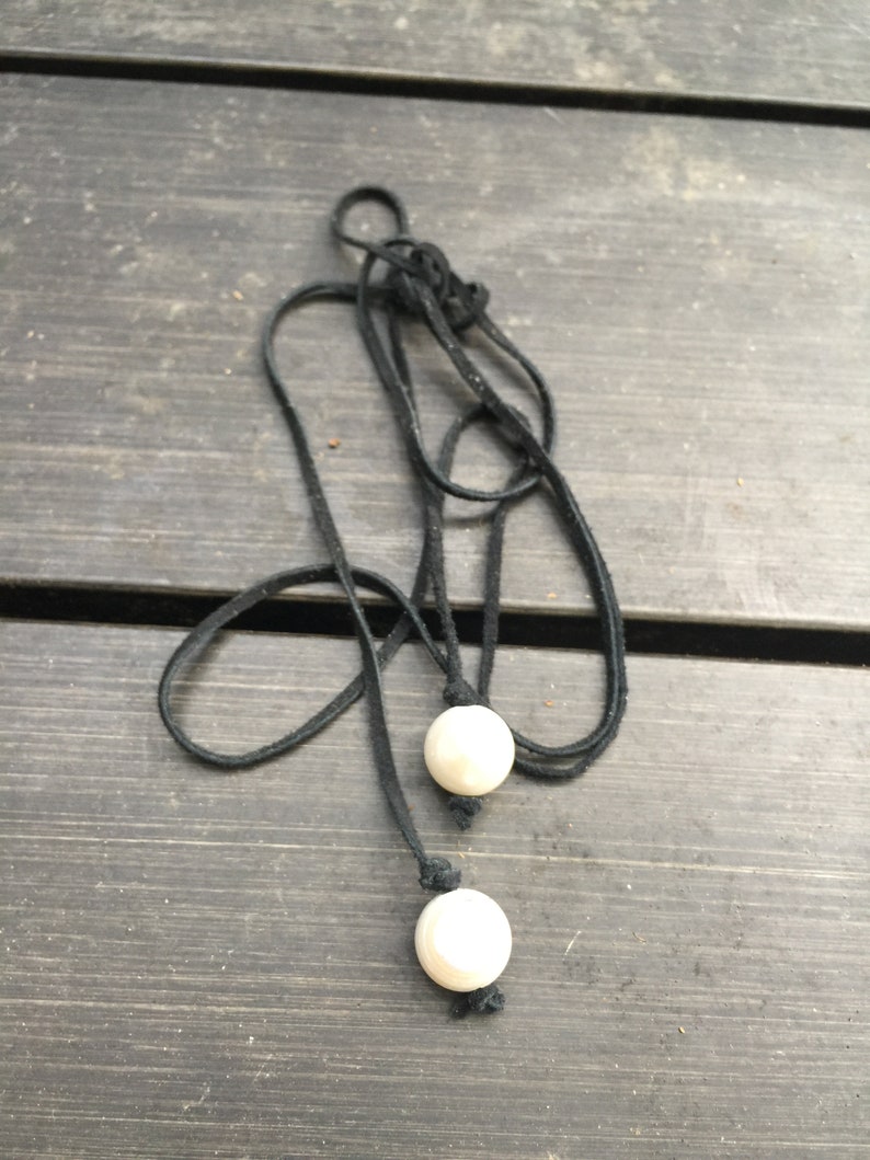 Baroque Pearls and Deerskin Leather Lariat Necklace Bohemian Jewelry Wrap Necklace Bolo Tie