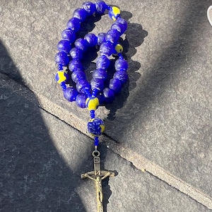 Cobalt Blue Glass Beads and Krobos African Trade Beads Anglican Rosary Protestant Prayer Beads    Ghana Beads Episcopal Rosary Christian