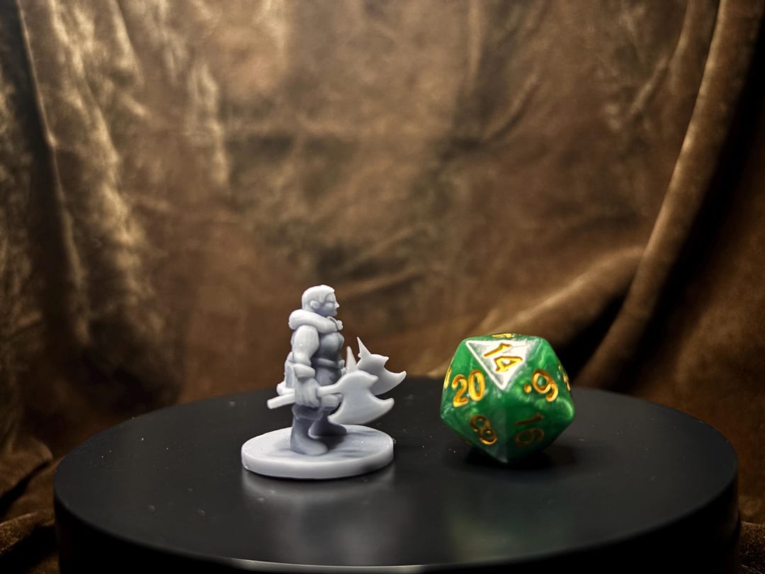 Female Dwarf Barbarian Dwarven Warrior D&amp;D 5e Miniatures 3D Printed ...