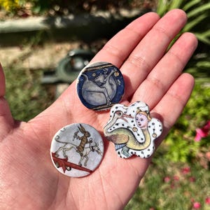 Medieval Badge Set , 3 Handmade Clay Brooches, Cat, Lady Doe & Featherborn Creature, Manuscript Beast Pins, Whimsigoth Jewelry Bundle