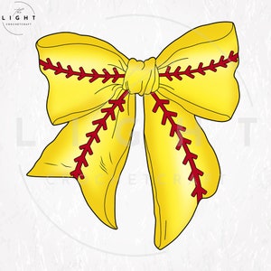 Könnte beinhalten: Eine gelbe Schleife mit roten Nähten, die einem Softball ähnelt. Die Schleife ist in der Mitte gebunden und hat lange, fließende Enden. Die roten Nähte sind ein auffälliges Detail, das das Sportthema unterstreicht. Das Logo "The Light Crochetcraft" befindet sich oben links.