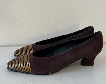 1980s Vintage Kitten Heel | Chocolate Brown Suede | Low Block Heel