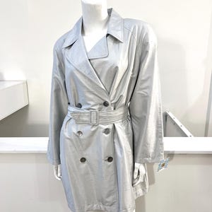1990s Short Double BreastedTrench Coat with Texture |Silver | Size Medium