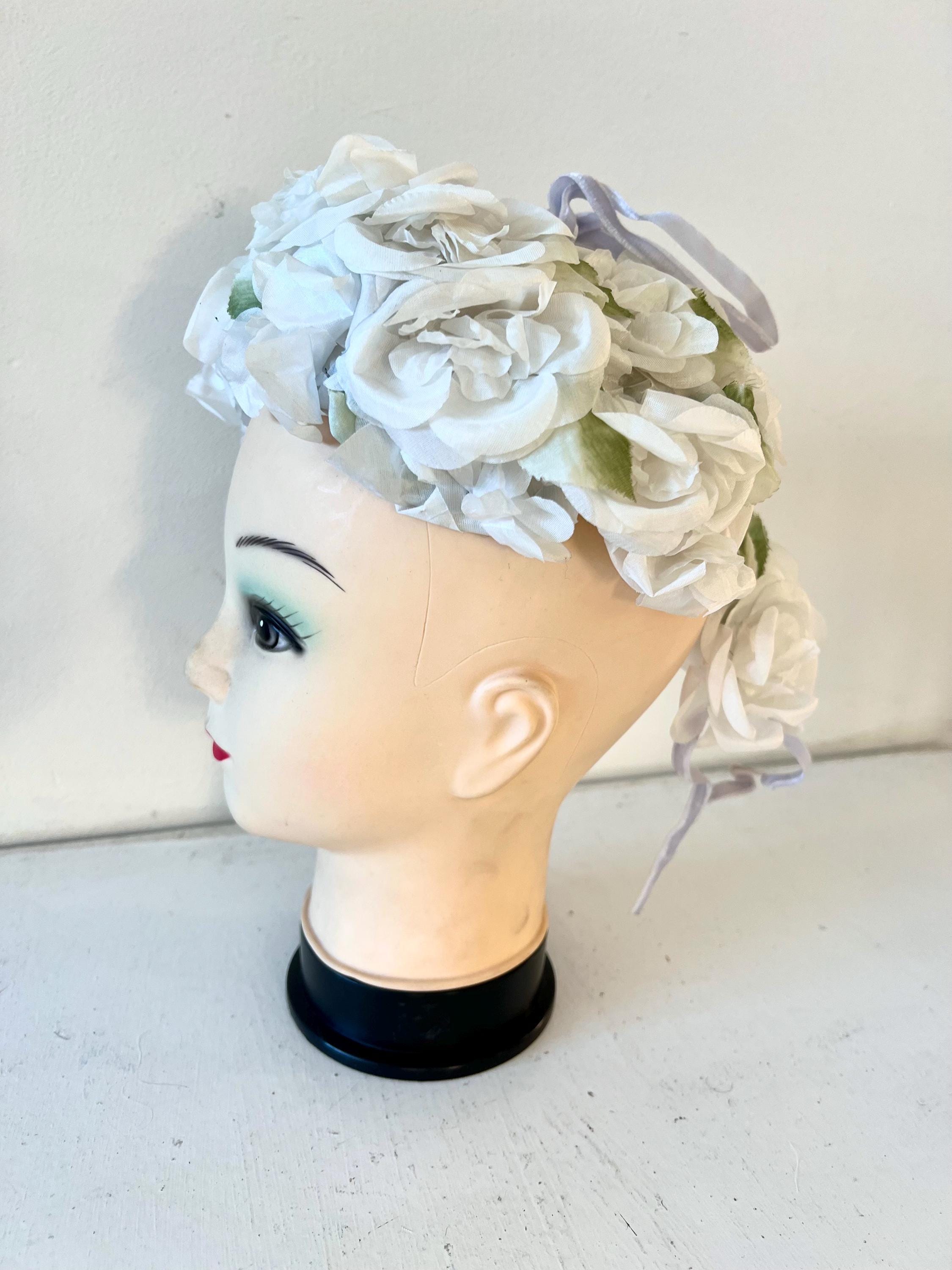 Vintage 1960s White Cream Fascinator Feathers Silk Roses Rhinestone Bridal Hat Pillbox hats are having a quiet bridal comeback. Small  main image 3