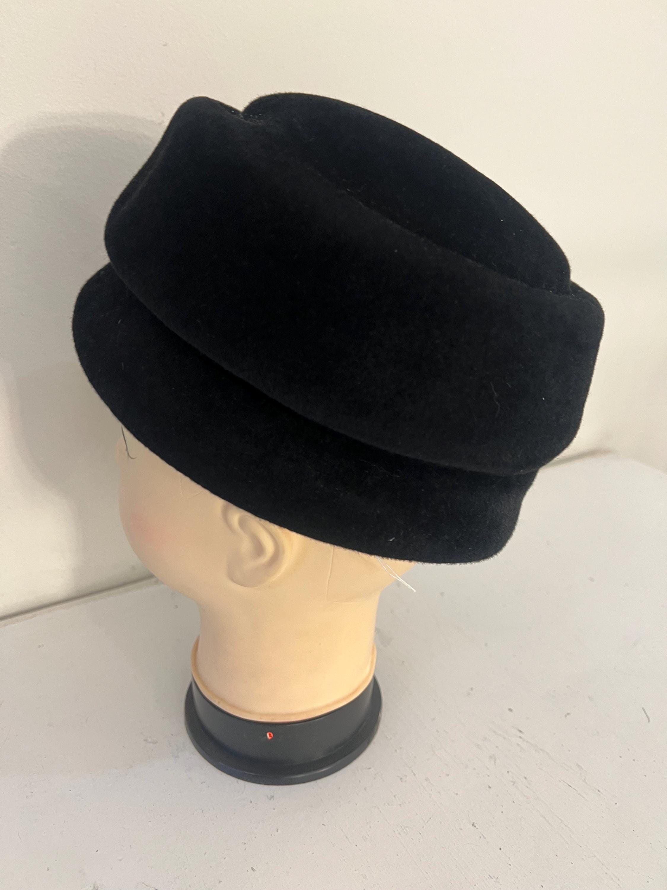 1960s Vintage Black Wool Pillbox Hat With Ostrich Feather 