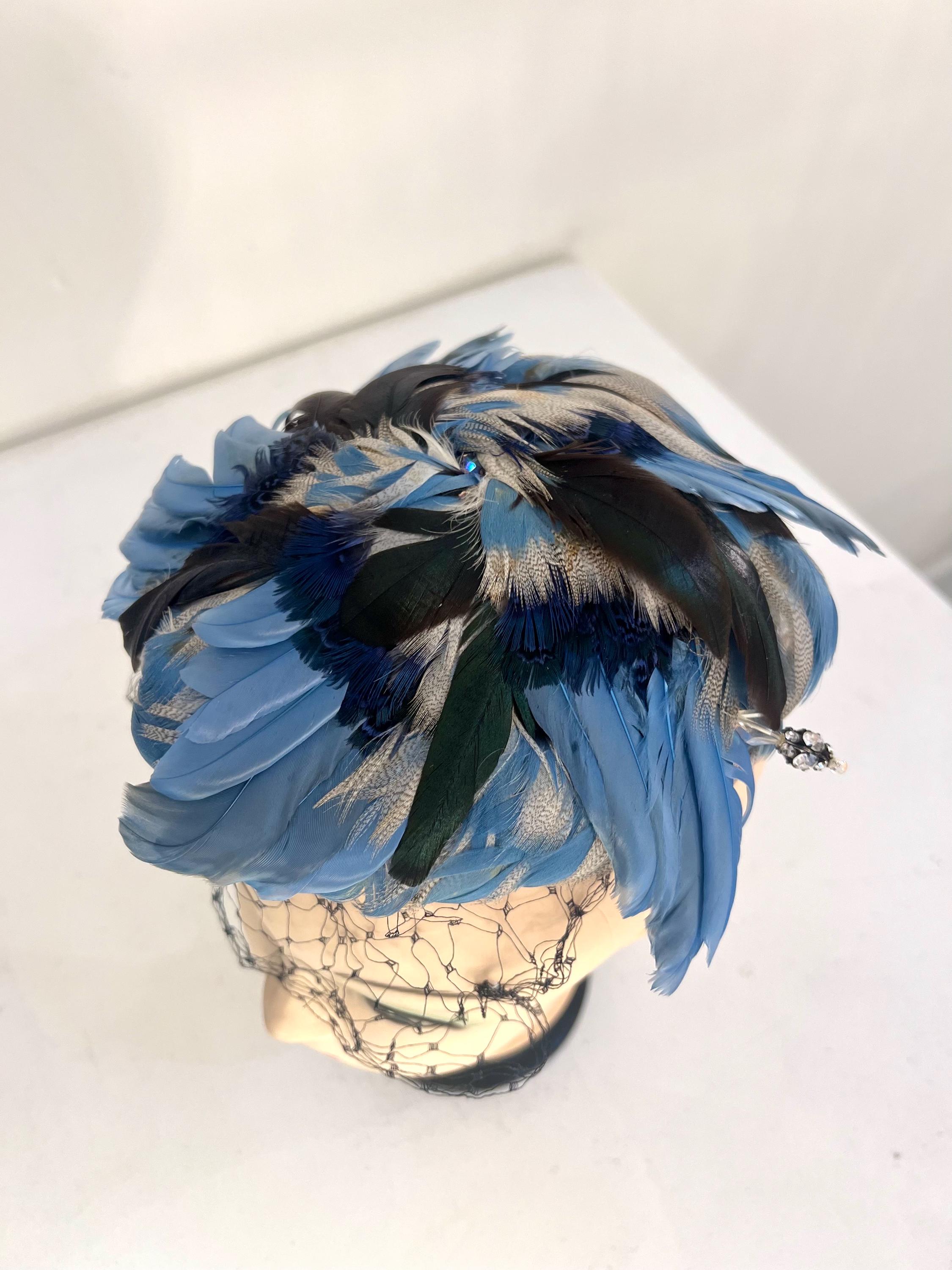 1950s Vintage Blue Feathered Fascinator Hat With Veil | Mid  display picture 3