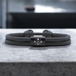 Pulsera de regalo para el Día del Padre・Pulsera de cuerda náutica hecha a mano para hombres・Idea de regalo perfecta para papá y abuelo・Pulsera familiar・Pulsera grabada