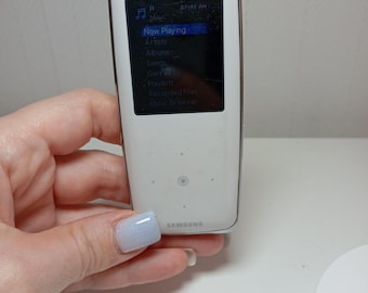 MP3 player Samsung YP-S3 white 2 GB