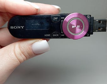 Sony Walkman NWZ-B152f pink-black 2GB MP3 music player