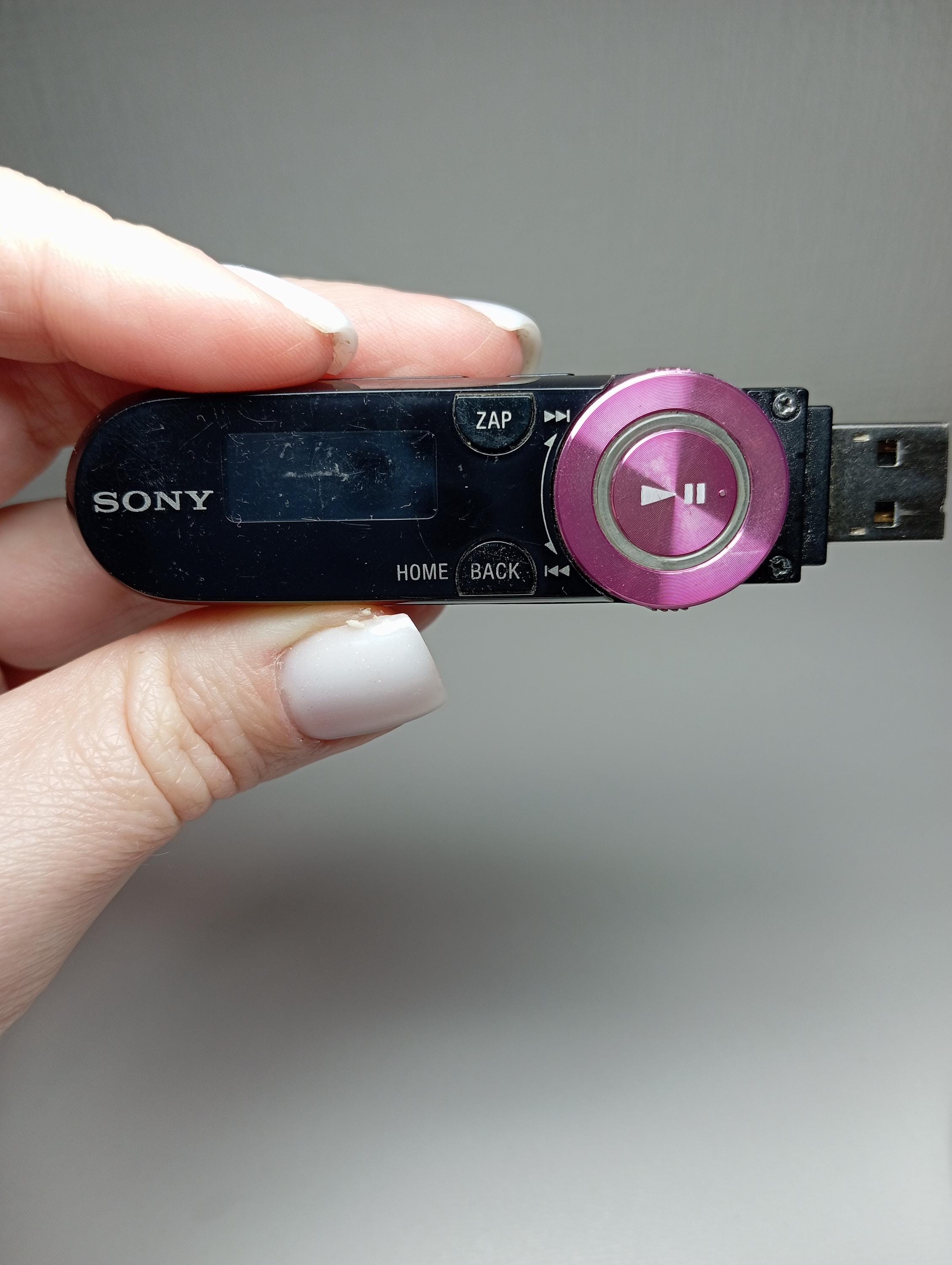 Sony Walkman Nwz-b152f Pink-black 2GB MP3 Music Player - Etsy UK