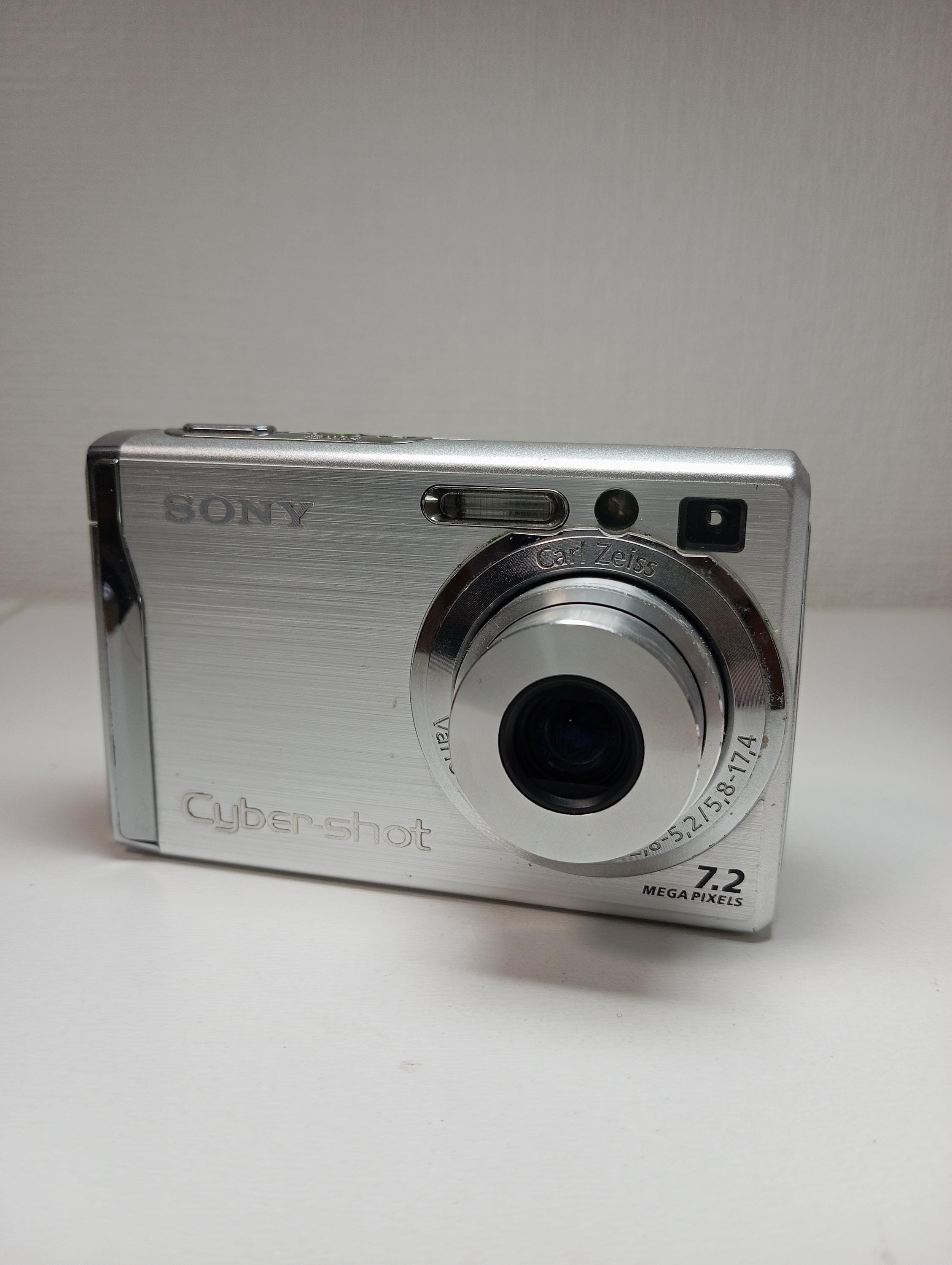 SONY Cyber-shot 7.2メガピクセル コンパクトデジタルカメラ SONY Cyber-shot 7.2メガピクセル コンパクトデジタルカメラ