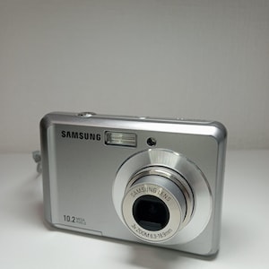 Camera Samsung ES15 Silver 10.2 MP