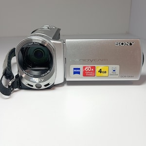 Sony DCR-SX44E digitalvideokamera för delar eller reparation - slås inte på