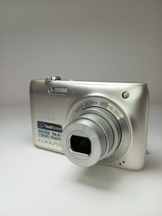 ニコンCOOLPIX S4150デジカメ