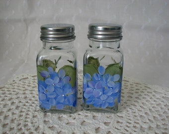 Salt Pepper Shakers Hand Painted Blue Hydrangeas Kitchen Home mother's day gift