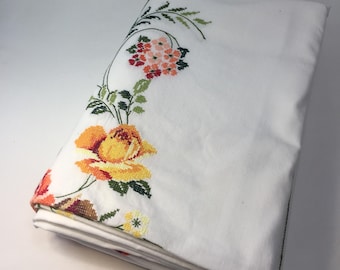 Mantel vintage de punto de cruz