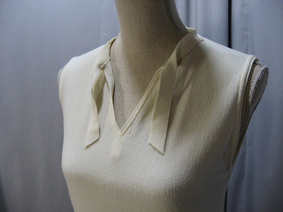 Vintage Off White Polyester Blouse with Neck Sash - image 2