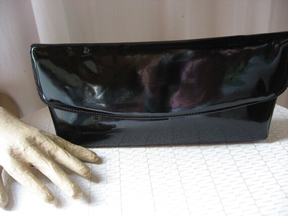 1960's Vintage Black Shiny Vinyl Clutch with Black