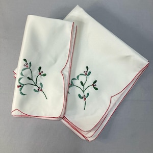 Vintage Ecru Poly Blend Embroidered Napkins Set of 4  - Holly