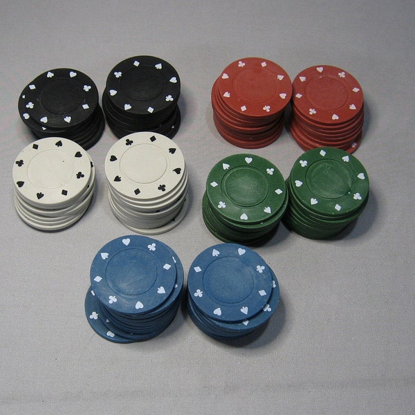 Destash Lot of Plastic Poker Chips - 100 in all
