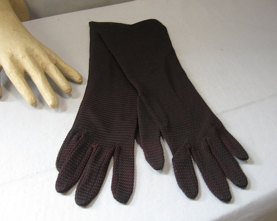 Vintage Brown Nylon Lace Gloves - image 1