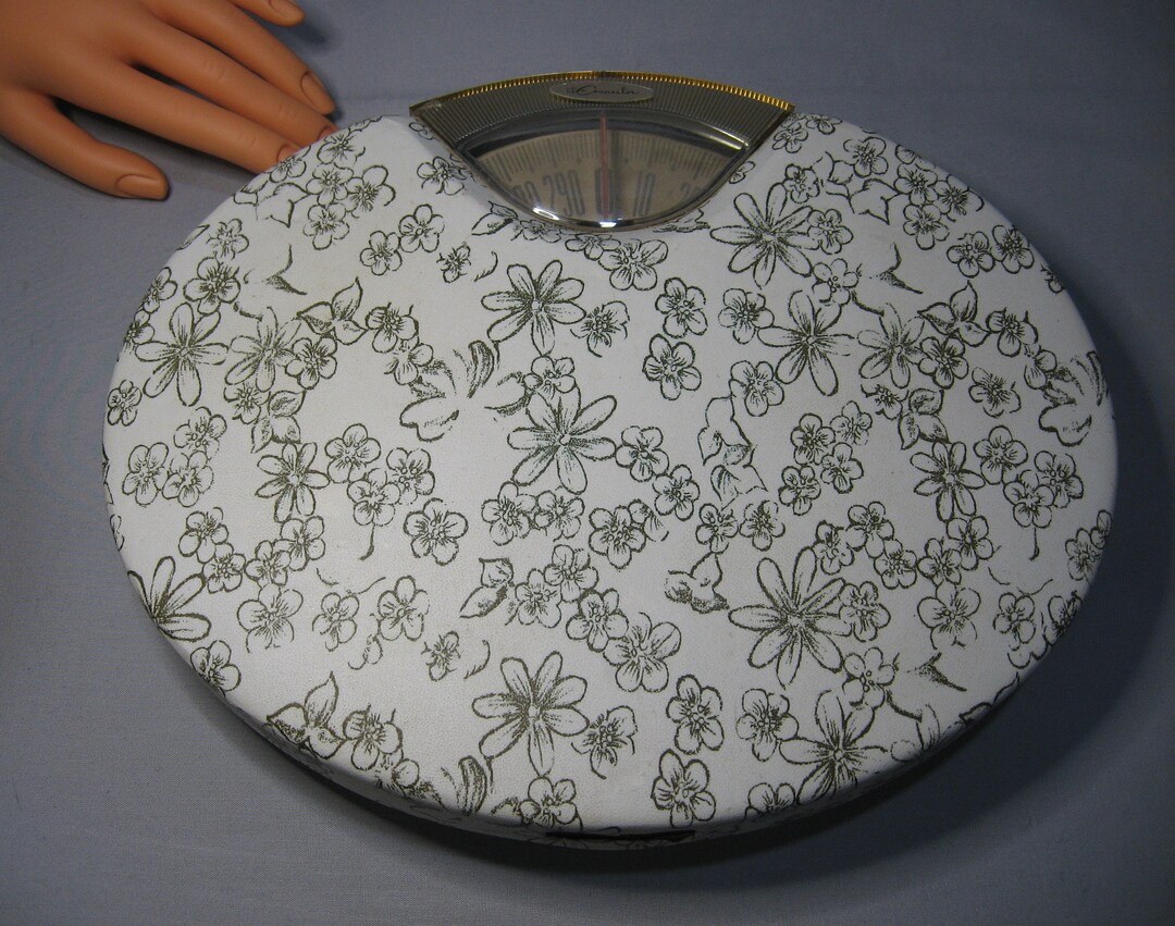 Vintage Counselor Bathroom Scale - 1970s - Etsy