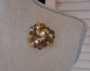 ヴィンテージ 署名なし トパーズとオーロラ ラインストーン ブローチ