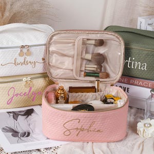 Trousse à maquillage brodée de grande capacité,Trousse de maquillage brodée en cuir,Organisateur de maquillage,Cadeau de demoiselle d'honneur,Trousse de maquillage de demoiselle d'honneur,Trousse à cosmétiques