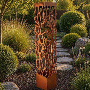 Designer Web Metal Garden Sculpture, väderbeständig utomhuspelare, pulverlackerad stål lyxig trädgårdskonst