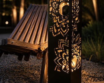 Luminária externa floral perfurada com LED RGB, lanterna de jardim moderna, luminária de caminho em metal com formato de flor, decoração para pátio e quintal.