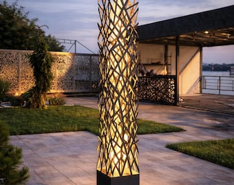 LED-hinterleuchtete Metall-Gartensäule | Laser Cut Outdoor Skulptur Licht | Moderne Hofkunst