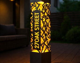 Luce per indirizzo personalizzata / Lampada da giardino in metallo personalizzata / Insegna luminosa a LED per esterni con numero civico / Luce moderna per vialetti / Illuminazione paesaggistica impermeabile