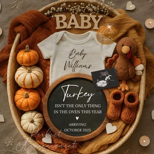 Simple Thanksgiving Pregnancy Announcement Digital Template, Editable Fall Baby Announcement Gender Neutral, Turkey Pregnancy Reveal