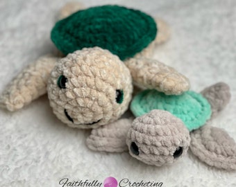 Daddy and baby turtle set, turtle amigurumi, turtle plushies, ready to ship, dad and mini set, turtle stuffed animals, new dad gift, suprise