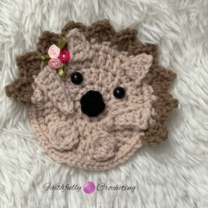 Crocheted baby hedgehog, hedgehog appliqué, ready to ship, Hedgehog nursery appliqué, Crocheted hedgehog