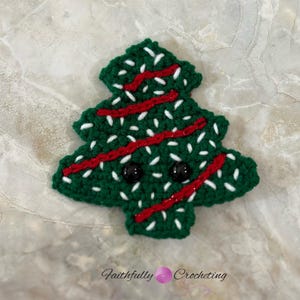 Crocheted Christmas tree appliqué, tree holiday appliqué, ready to ship, Christmas tree cake appliqué, holiday appliqué, ready to ship