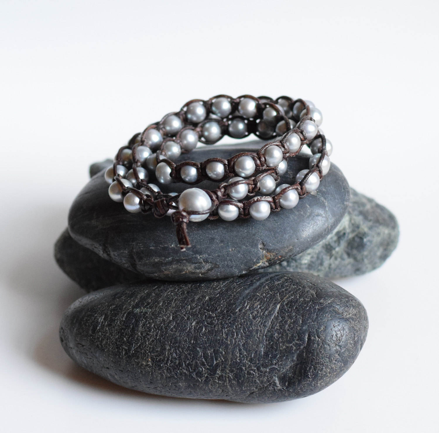 Shambhala Triple Wrap Macrame Bracelet tutorial, How to make square