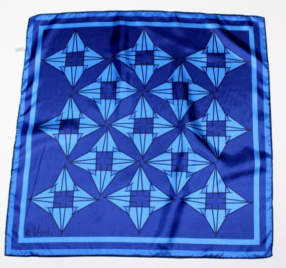 1970s Vera Blue Diamonds Print Scarf, Vera Square