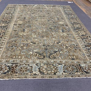 8x11 vintage persian rug antique large rug home living decor rug 1930s hand woven rug 8x11 feet (233x327 cm ) ( 7.8x10.9 feet)