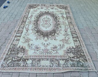 Hand Knotted 6x9 Oushak Wool Rug: Pink Floral Turkish Rug