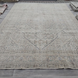 8.7x12.7 feet Classic Antique Rug Muted Beige, Pale Green& Shades of Blue