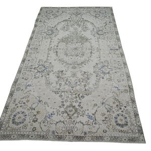 5.5&#39;x9.5&#39; Neutral Oushak Rug, Handmade Beige Blue Green Vintage Oushak Rug, Distressed Turkish Area Rug for Living Room, 6x9 Rug
