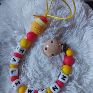 Portachupetes de silicona personalizado de Winnie the Pooh, protector de chupete, regalo de nacimiento para bebé (mamá), regalo para baby shower, regalo para recién nacido