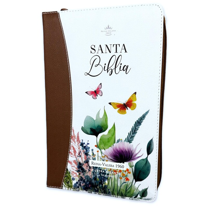 Puede incluir: Una cubierta de Biblia blanca con cremallera y ribete de cuero marr&oacute;n. La cubierta presenta un dise&ntilde;o floral con mariposas y el texto "SANTA Biblia Reina-Valera 1960 LETRA GIGANTE 14 PUNTOS".