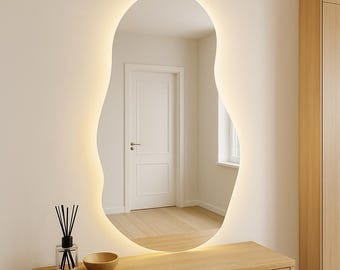 Wavy Oval LED Wall Mirror – Irregular Curved Edge Mirror with Backlight for Bedroom, Entryway or Vanity, Modern Artistic Wall Decor