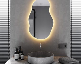 Miroir de forme irrégulière, Miroir asymétrique moderne, Miroir mural ondulé, Miroir de salle de bain esthétique, Décoration d'intérieur élégante, Miroir d'entrée