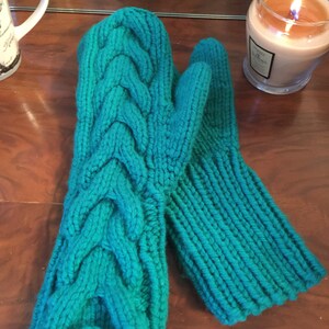 Wanten, gebreide wanten, gebreide wanten, dameswanten, winterwanten, smaragdgroene lange kabelwanten, op Twilight geïnspireerde Bella-wanten