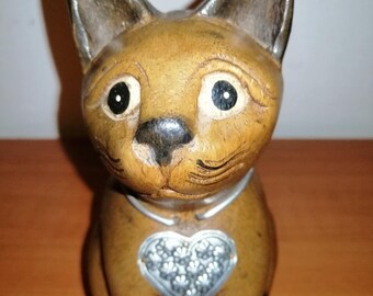 手彫りの木彫りの猫の像：タイの民芸品、青い目の猫の彫刻 - Etsy 日本